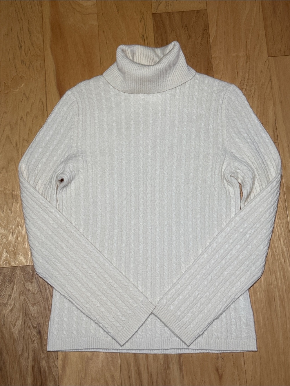 Cashmere Cable-Knit Turtleneck Sweater Ann Klein
